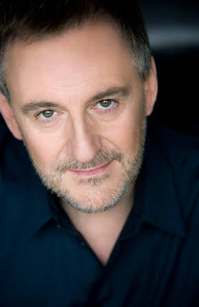 Yves Jacques as 