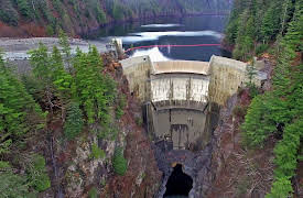 Alaska Mega Machines Season 1: Gargantuan off the Grid