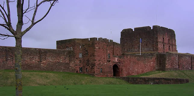 15:30: Antiques Road Trip (S25 E11) (S25) | TV8 | 12/17 2025