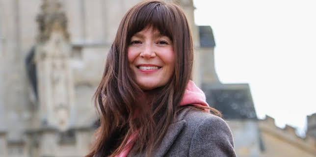 12:15 PM: Bargain Hunt (S62) | BBC One Northern Ireland | 11/19 2025