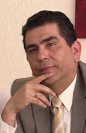 Jorge Alberto Bolaños as 