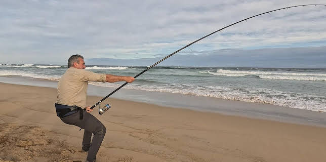08:20: Giganten unter Wasser - Riesenfischen auf der Spur | ProSieben Maxx | 12/24 2025