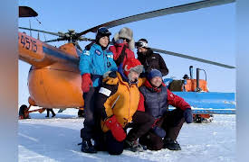 North Pole Ice Airport: 3.