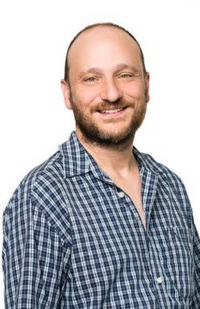 Tom Scholte as Acker