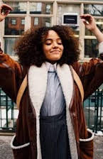 Quintessa Swindell som 