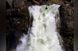 Red Bull Ultimate Rush, Season 1: Vol. 1: Kayak the World