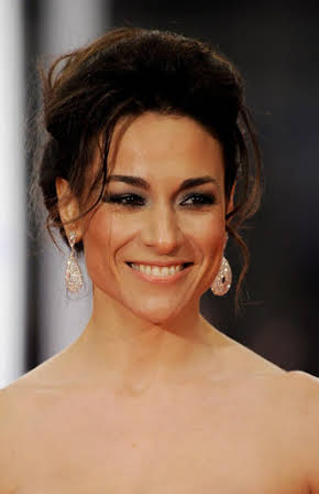 Isabel Serrano as 