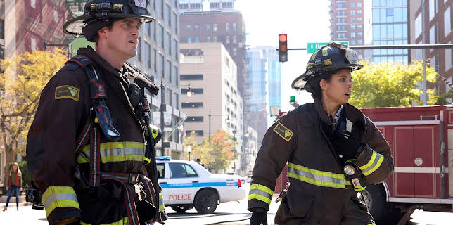 19:00: Chicago Fire (S11 E8) (S11) | Viasat Series | 2/23 2026