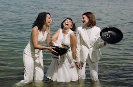 Three Busy Debras: Season 1: Barbra