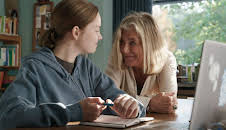 Karla, Rosalie und das Loch in der Wand