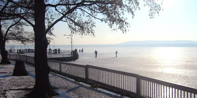 12:45: Früher hat´s geschneit! | RBB Fernsehen | 12/24 2025