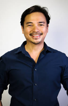 Lui Villaruz as 