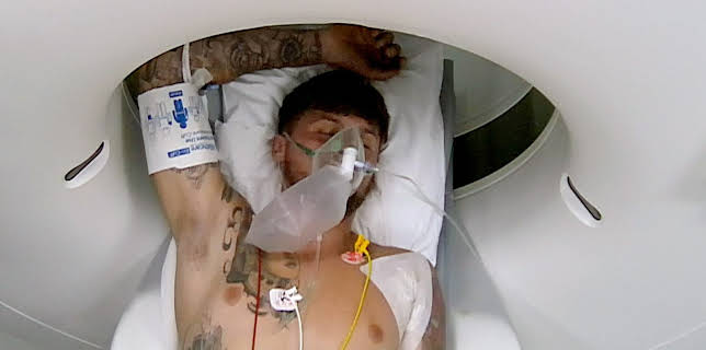 2:20 AM: 24 Hours in A&E | More 4 | 2/5 2026