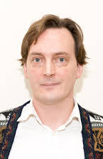 Dechen Thurman como Bookstore Cashier