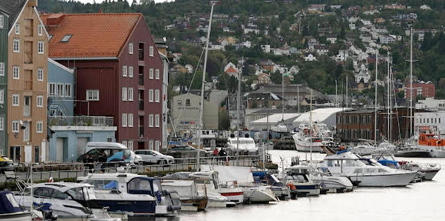 08:07: Stadt Land Kunst | Arte | 11/27 2025