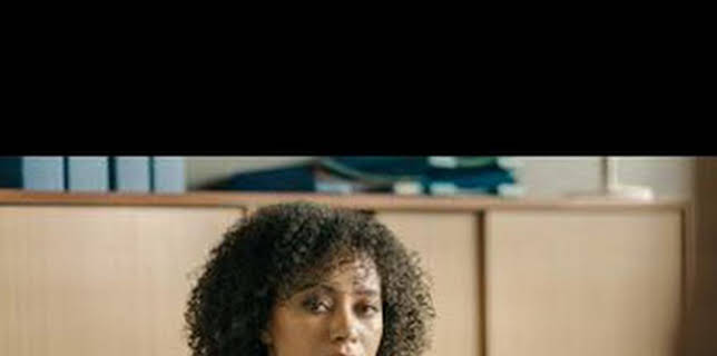 01:36: Profesor T (T3): Ep.1 Heredero al trono | COSMO | 1/29 2026