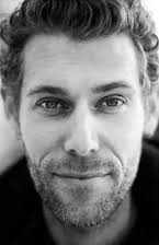 Drea Cooper som Director