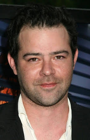 Rory Cochrane as 