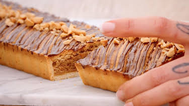 13:30: Bakemesterskapet: En smakfull tidsreise – del 1 | NRK 2 | 4/17 2026