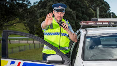 4:05 AM: Motorway Patrol (S14 E6) (S14) | Paramount | 10/11 2026