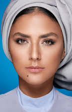 Hoda Zeinolabedin as 