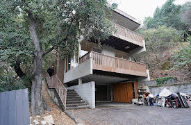 Flipping 101 With Tarek El Moussa: Style vs. Substance