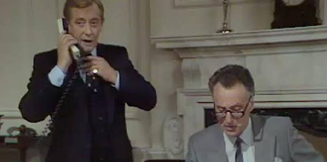 2:00 AM: Yes, Prime Minister (S2) | BBC Four | 1/11 2026