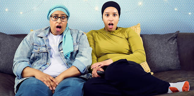 12:05 AM: Gogglebox | 4 Seven | 12/6 2025