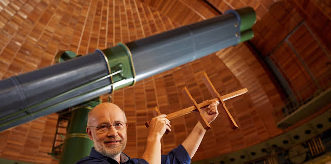 21:00: Faszination Universum | ZDFinfo | 12/29 2025