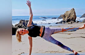 6 Pack Yoga Series - Vinyasa Flow for Abs & Core: 35 min Yoga Workout