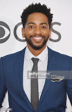 Shaun J. Brown som Ryan Everwood