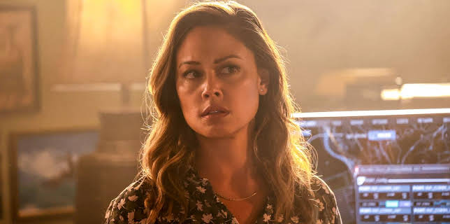 2:45 AM: NCIS: HawaiI (S1 E3) (S1) | 5 USA | 11/11 2025