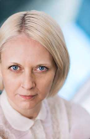 Camilla Roman as 