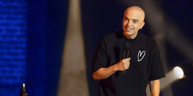 Rachid Badouri: Les fleurs du tapis (2024)