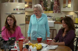 Hot in Cleveland Season 1: Who's Your Mamma?