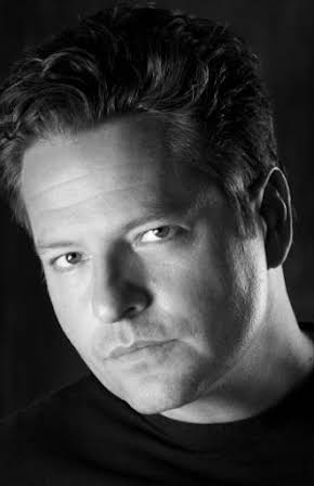 Dale Midkiff as 