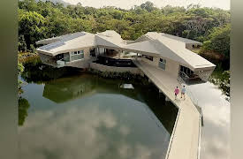 Dermot Bannon's Incredible Homes: Melbourne