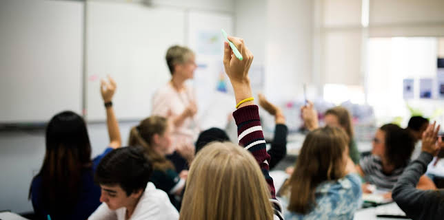 23:00: alpha-demokratie weltweit | ARD Alpha | 2/19 2026