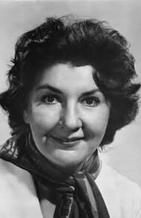 Maureen Stapleton as 