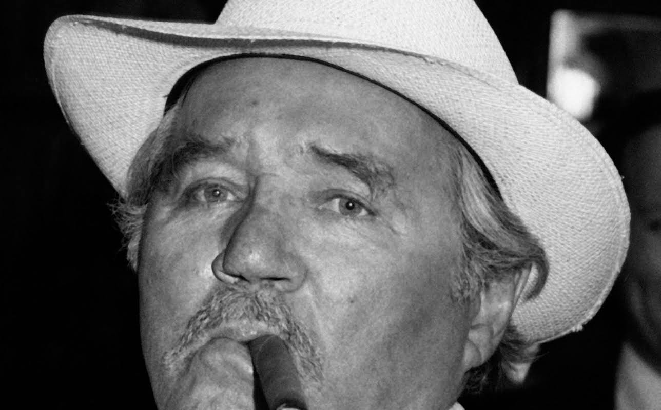 Howard Duff