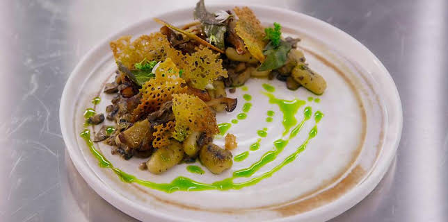 8:00 PM: MasterChef: The Professionals (S18 E4) (S18) | BBC One Wales | 2/17 2026