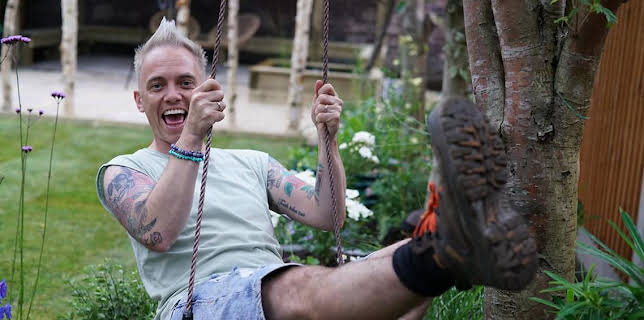 6:30 AM: Garden Rescue (S10) | BBC Two | 11/20 2025