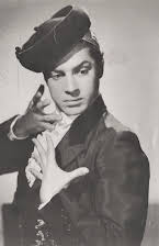 Antonio som Director