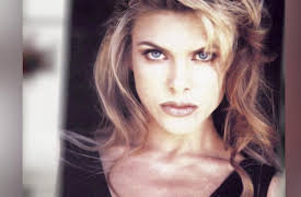 People Magazine Investigates: Fashion Season 1: Killing of Linda Sobek