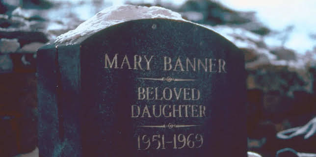 Urban Legends: Bloody Mary (2011)