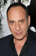 Nestor Serrano como Janovich