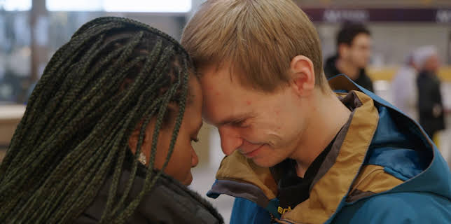 14:25: Elsker, elsker ikke (S4 E15) (S4) | VOX | 1/2 2026