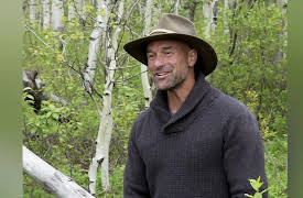 Bushcraft Build-Off Season 1: Built to Survive