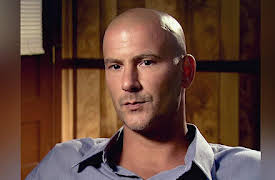 Why I Ran, Season 1: Robert/Vachagan