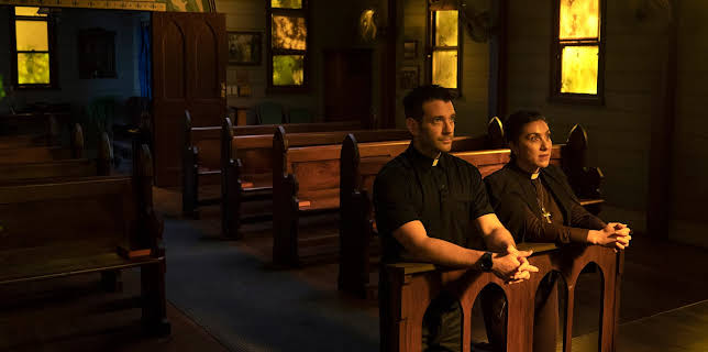 22:00: Irreverent (S1 E9) (S1) | TV3 | 11/25 2025